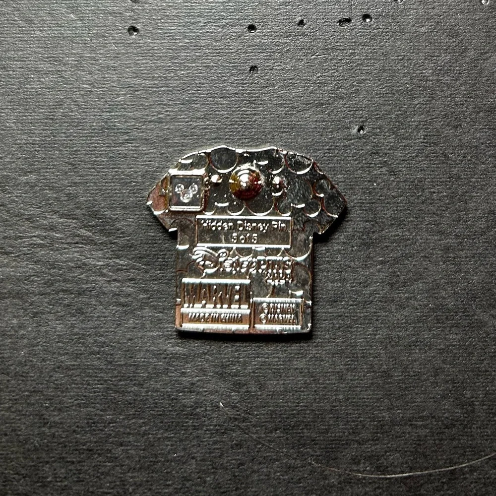 Hulk shirt - Disneyland Resort 2024 Hidden Mickey Avengers T-shirt Pin series